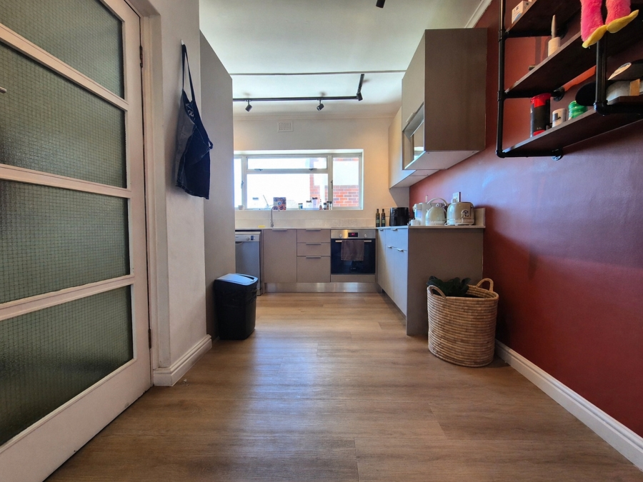 2 Bedroom Property for Sale in Harfield Village Western Cape
